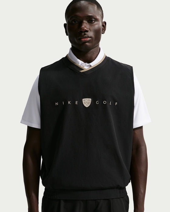 Nike Fairway Fresh Oversized Golf Wind Vest (2026) in black on front of the model