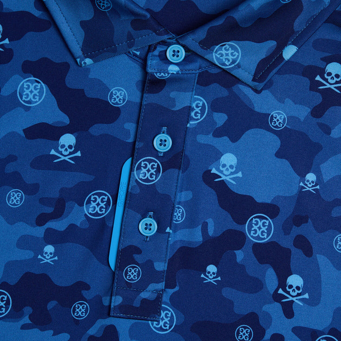 G/FORE Icon Camo Tech Jersey Golf Polo Shirt in azul blue. close up of the 3 buttons