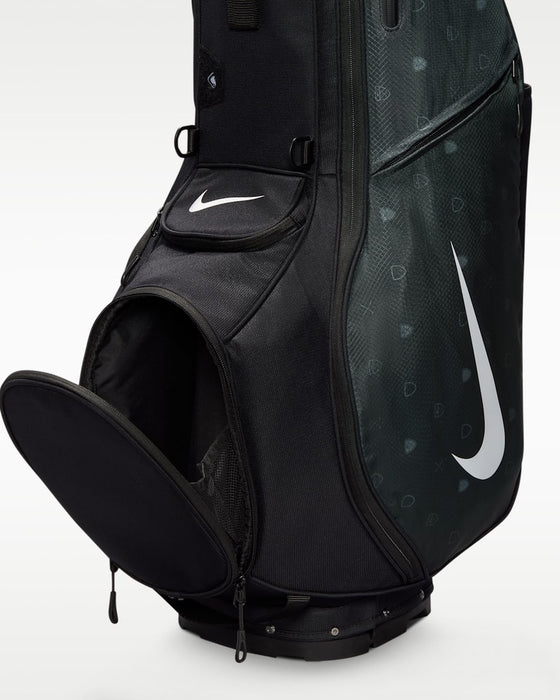 golf ball pocket open on the Nike Air Sport 2 Golf Stand Bag