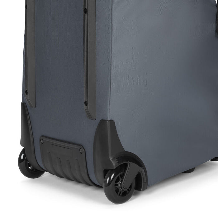wheels on the Taylormade Performance Flight Travel Cover